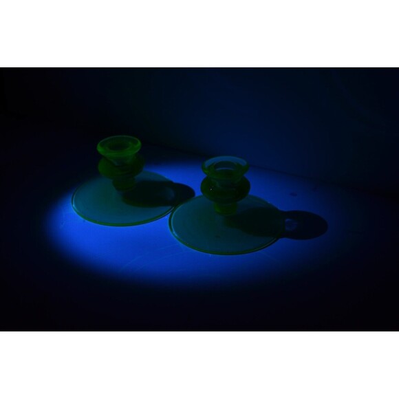 Vtg Pair Uranium Glass Candlestick Holders Green Depression Glass - Picture 10 of 11